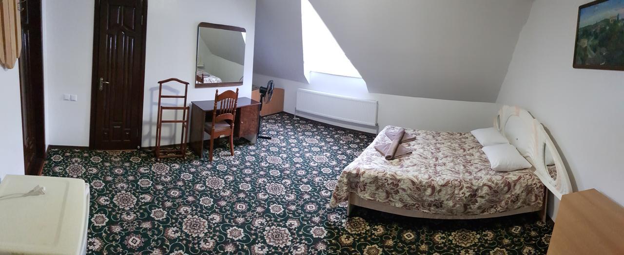 Hotel Perlyna Podillyа Satanów Zewnętrze zdjęcie